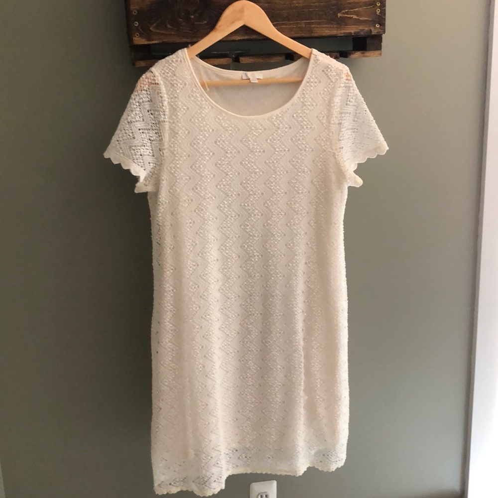 Women’s size large, off white shift lace dress